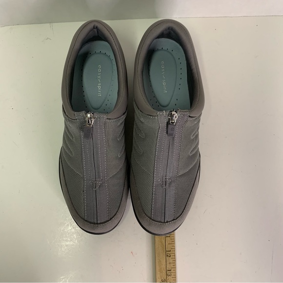 Easy Spirit Women’s Grey Zip Closure Sneakers Size 9.5 Wide - Picture 10 of 10